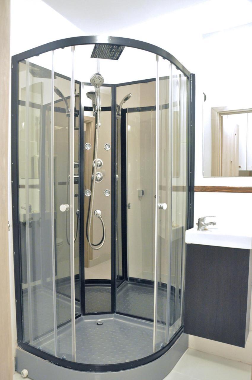 Nice And Comfy Studio Close To Old Town And Metro. 바르샤바 외부 사진